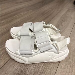 UGG LA Street White Stack Platform Strap Sandal Size 9, Comfy & Rare